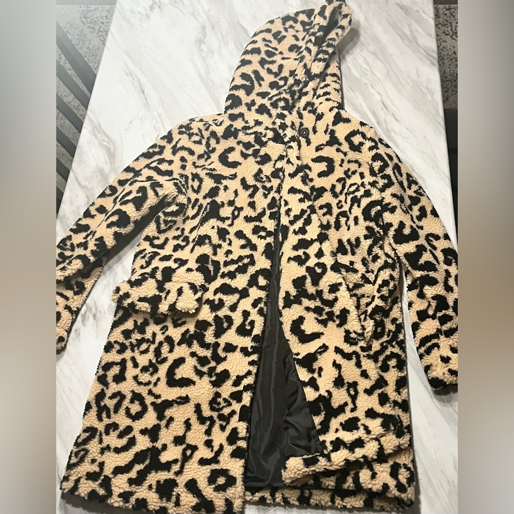 Madden long leopard coat